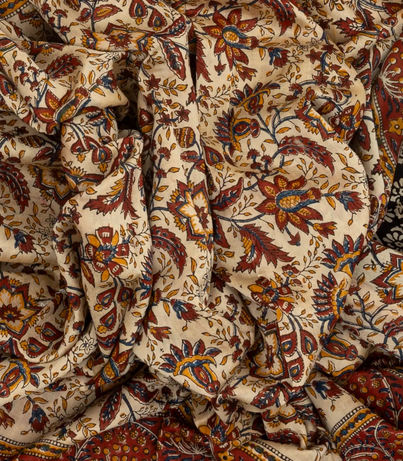 Cream Handloom Chanderi Cotton Saree With Printed Crimson Floral Motif