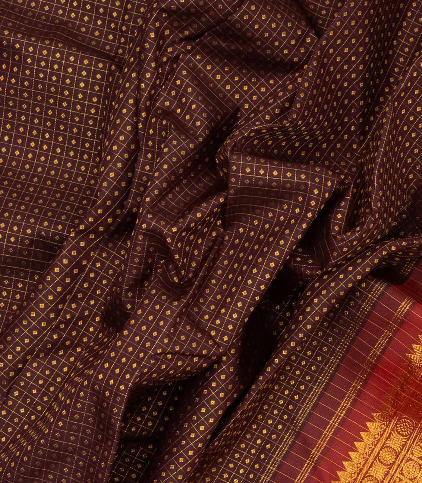 Maroon Handloom Kanchipuram Silk Saree With Checks & Diamond Motifs