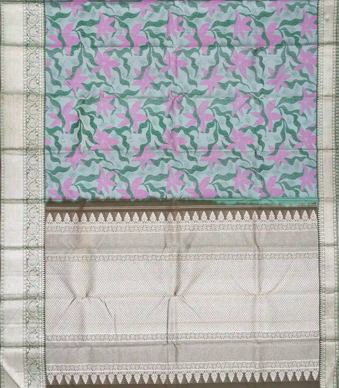 Green Handloom Kanchipuram Silk Saree With Floral Motifs