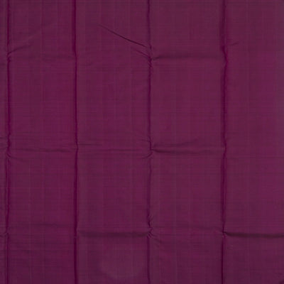 Magenta Handloom Kanchipuram Silk Saree With Deer Zari Buttas