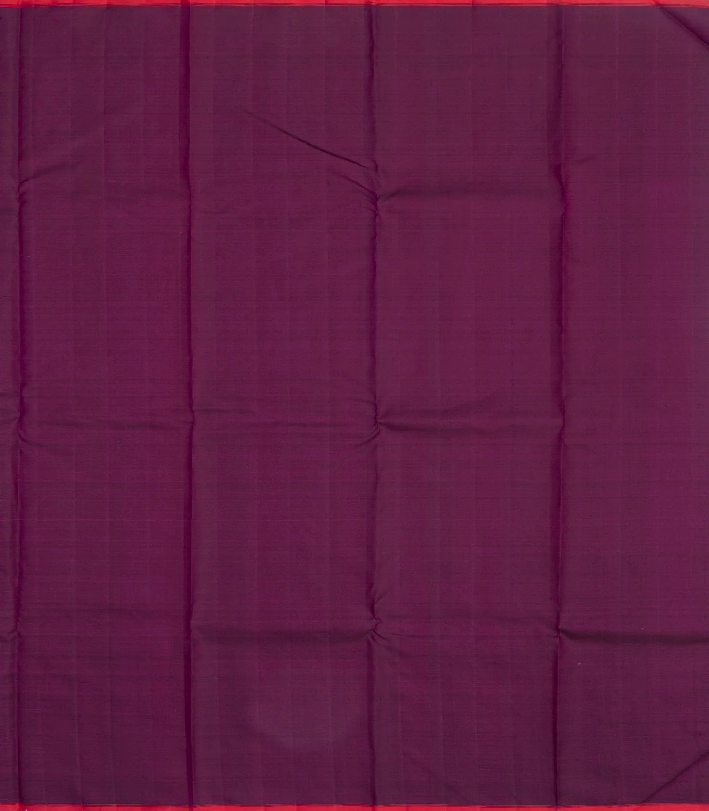 Magenta Handloom Kanchipuram Silk Saree With Deer Zari Buttas