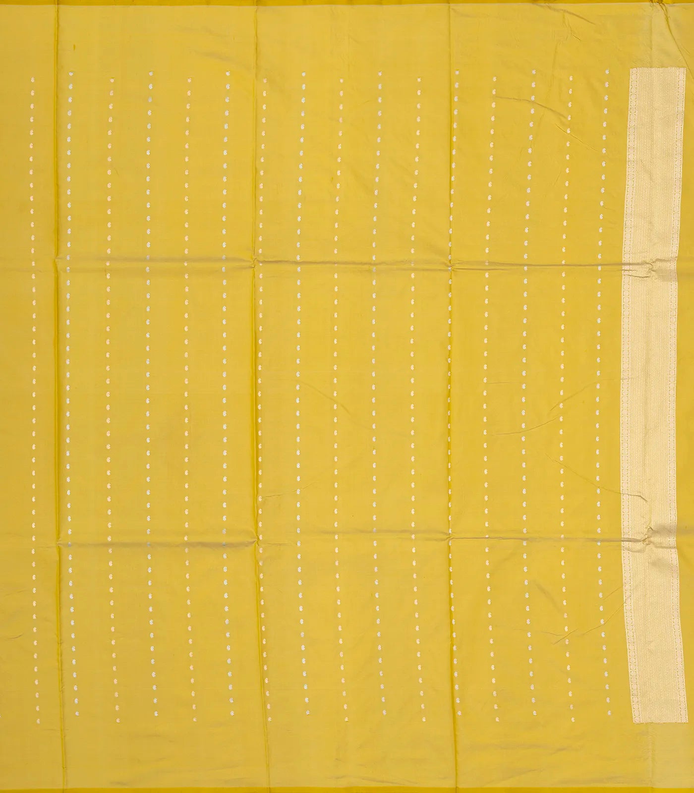 Gold Handloom Banarasi Silk Saree With Deer Buttas