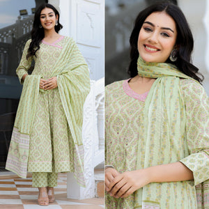 green-floral-printed-pure-cotton-anarkali-suit