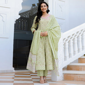 green-floral-printed-pure-cotton-anarkali-suit