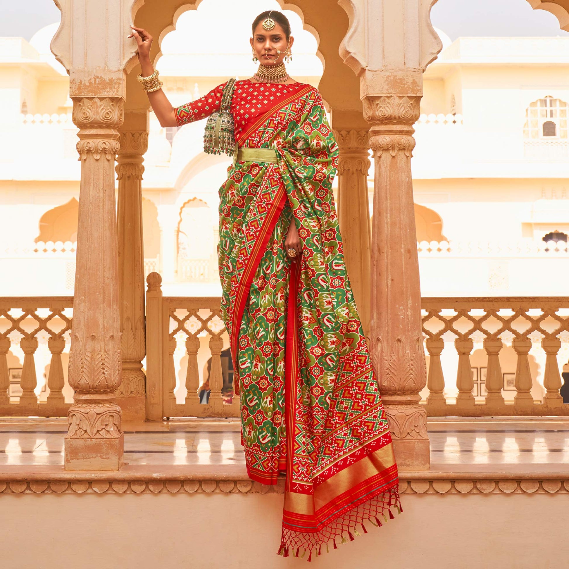 c-green-red-printed-tussar-silk-saree-with-tassels