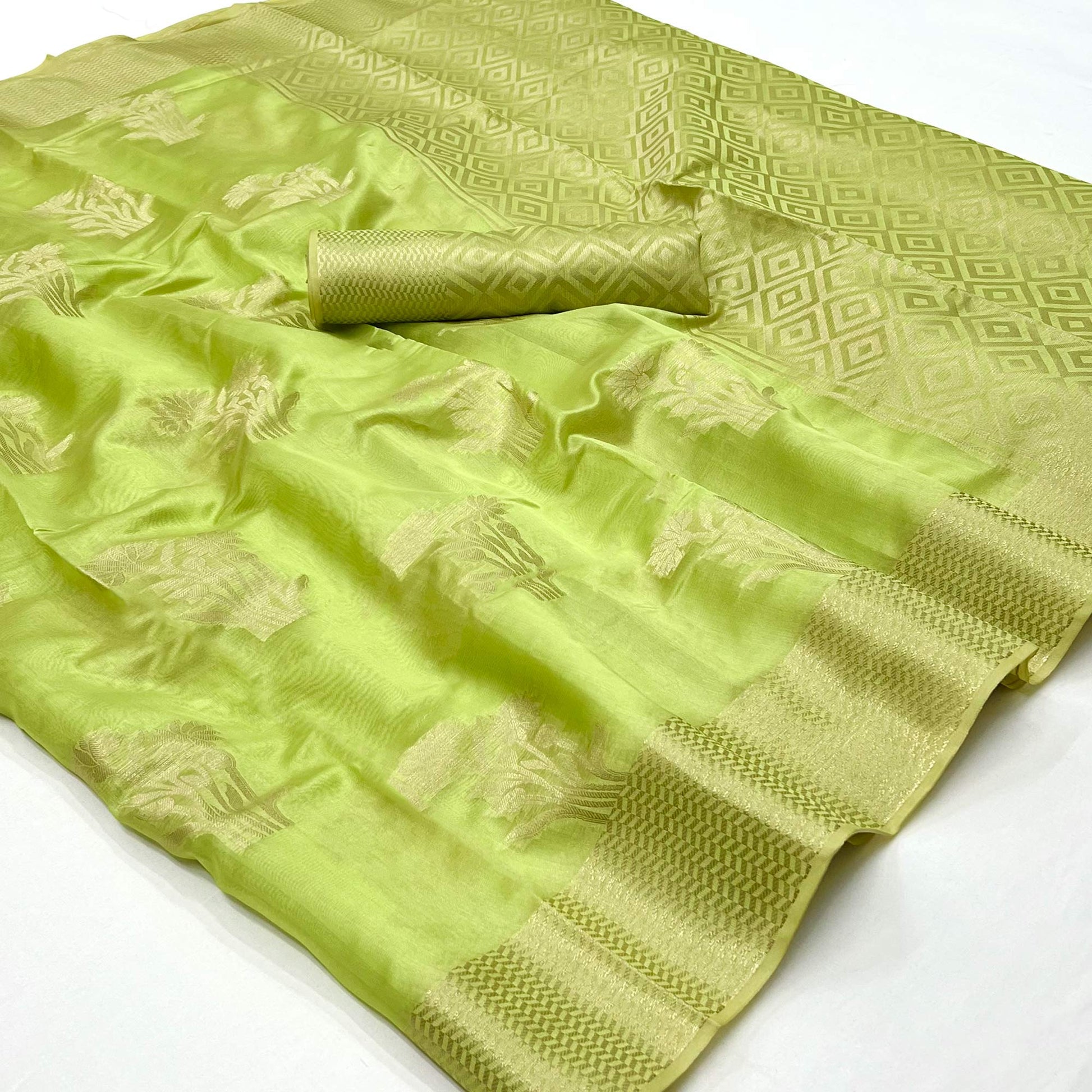 green-floral-woven-organza-saree-2