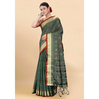 green-woven-patola-art-silk-saree-with-tassels-4