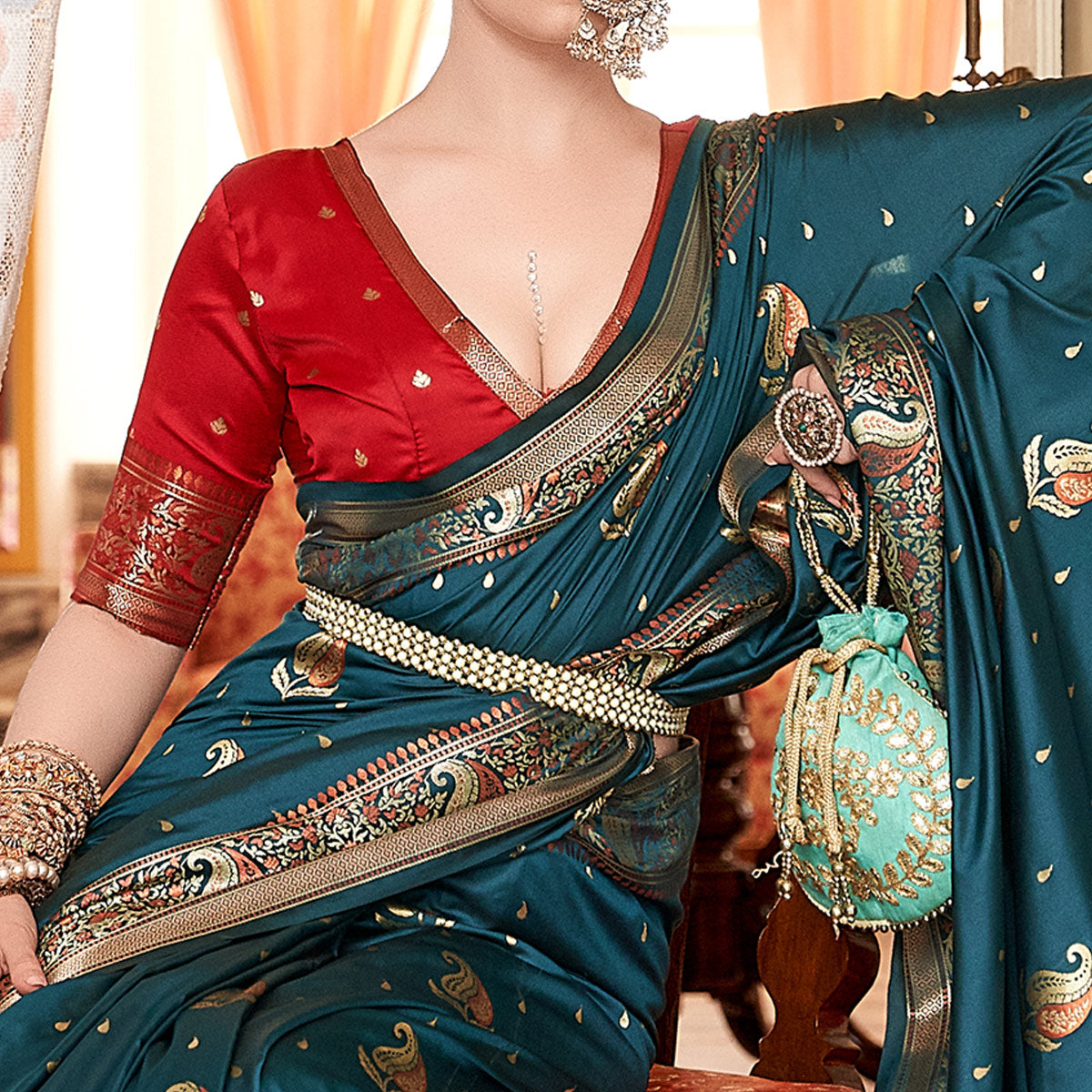 Morpich  Woven Banarasi Silk Saree