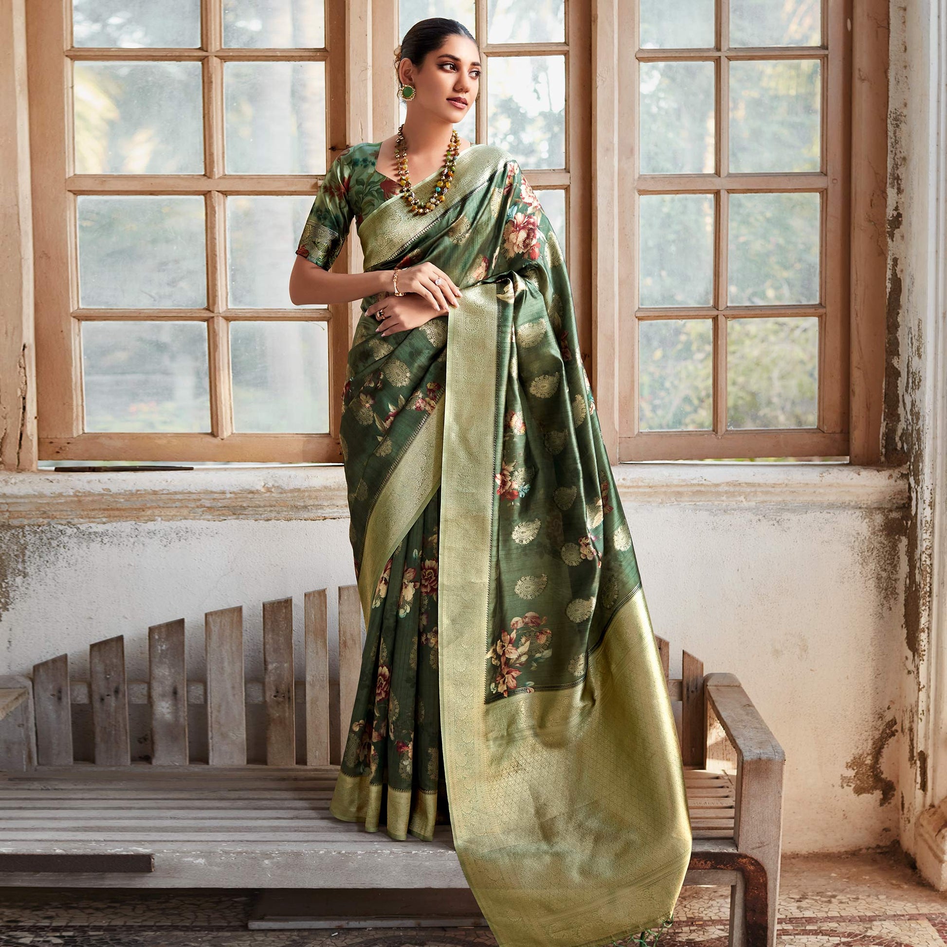 17-green-woven-with-floral-printed-art-silk-saree