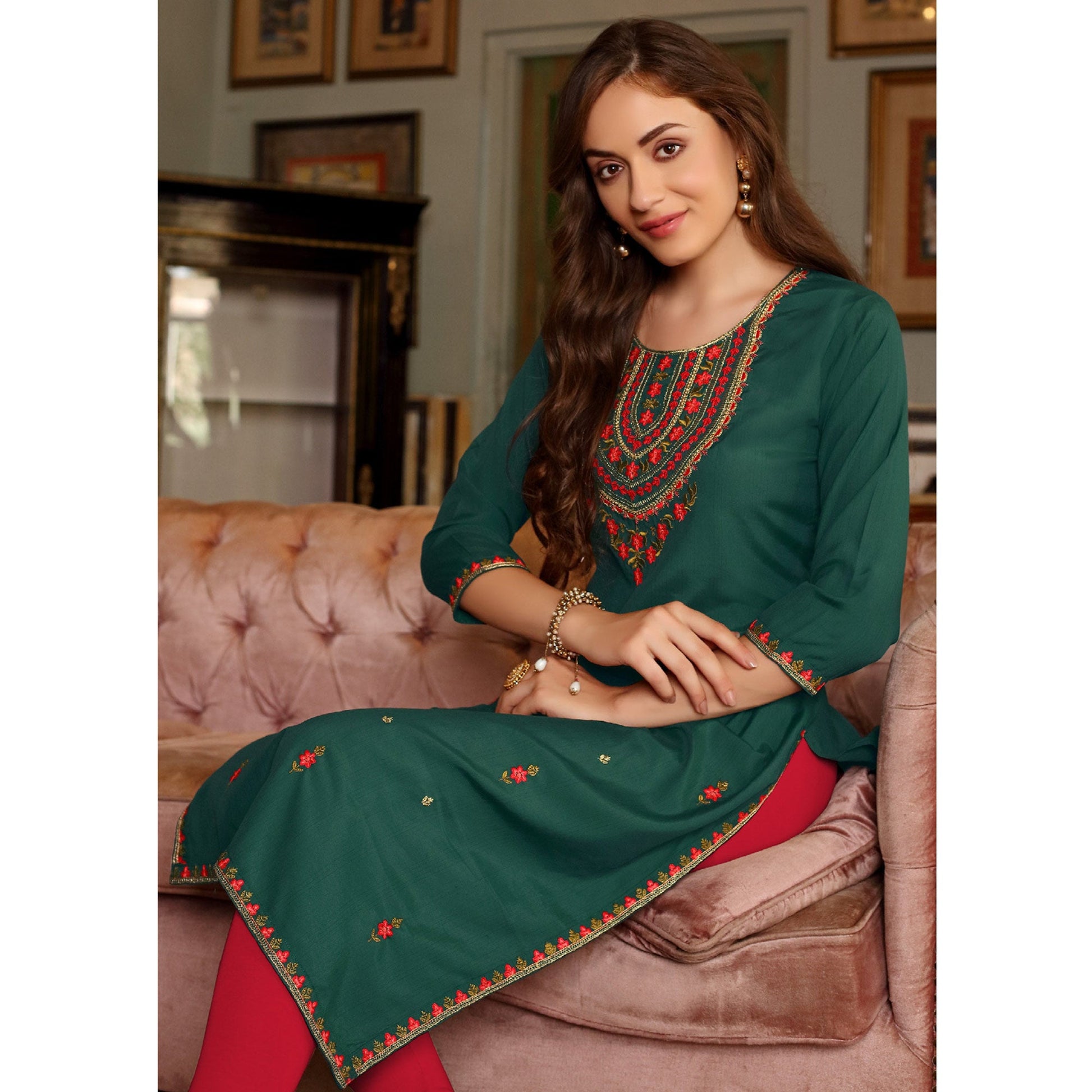 a-green-floral-embroidered-muslin-kurti