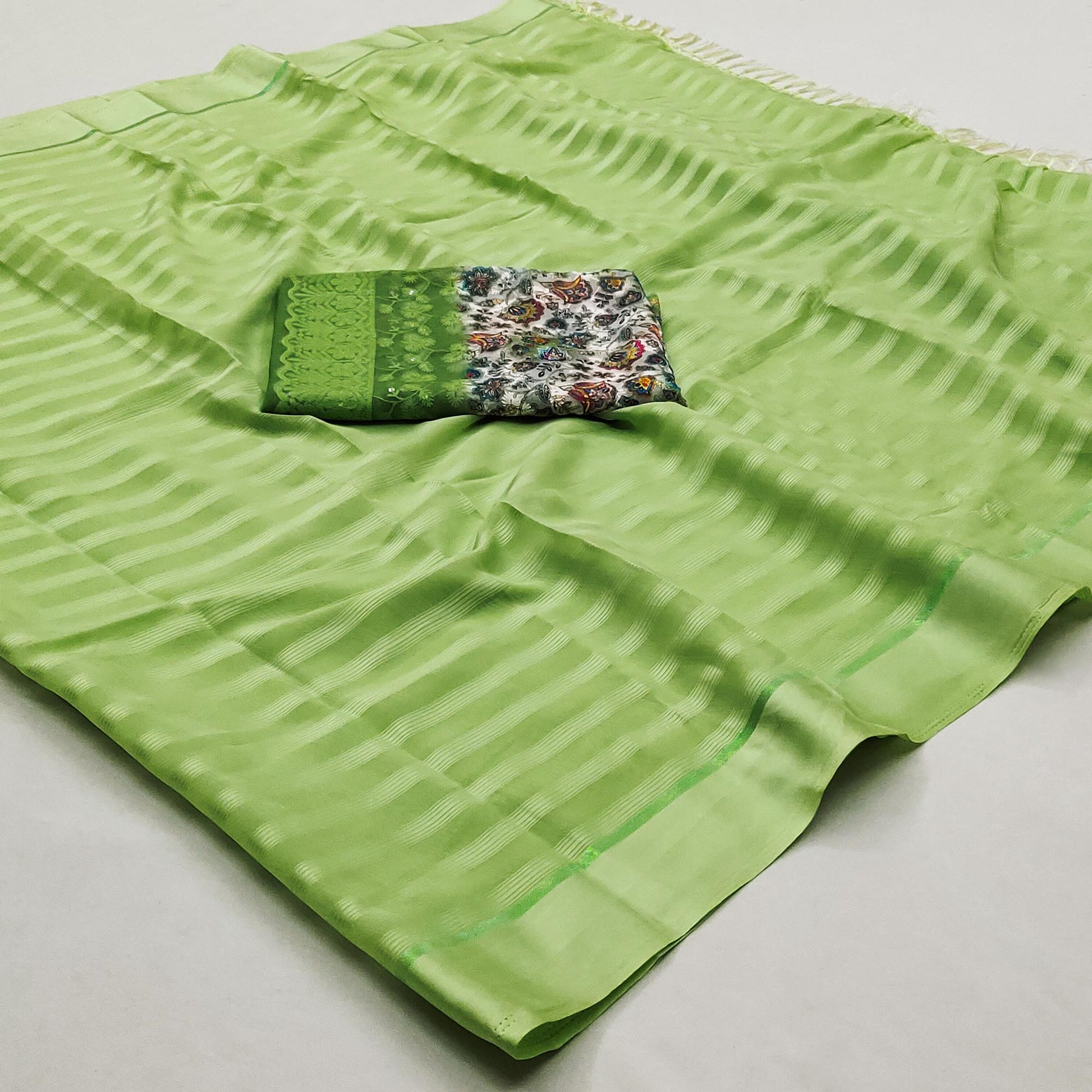 green-checks-pattern-satin-saree