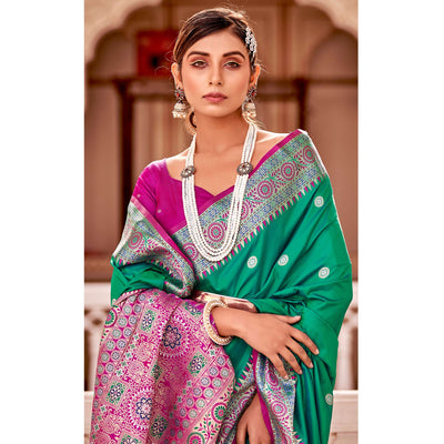 green-woven-banarasi-silk-saree-10