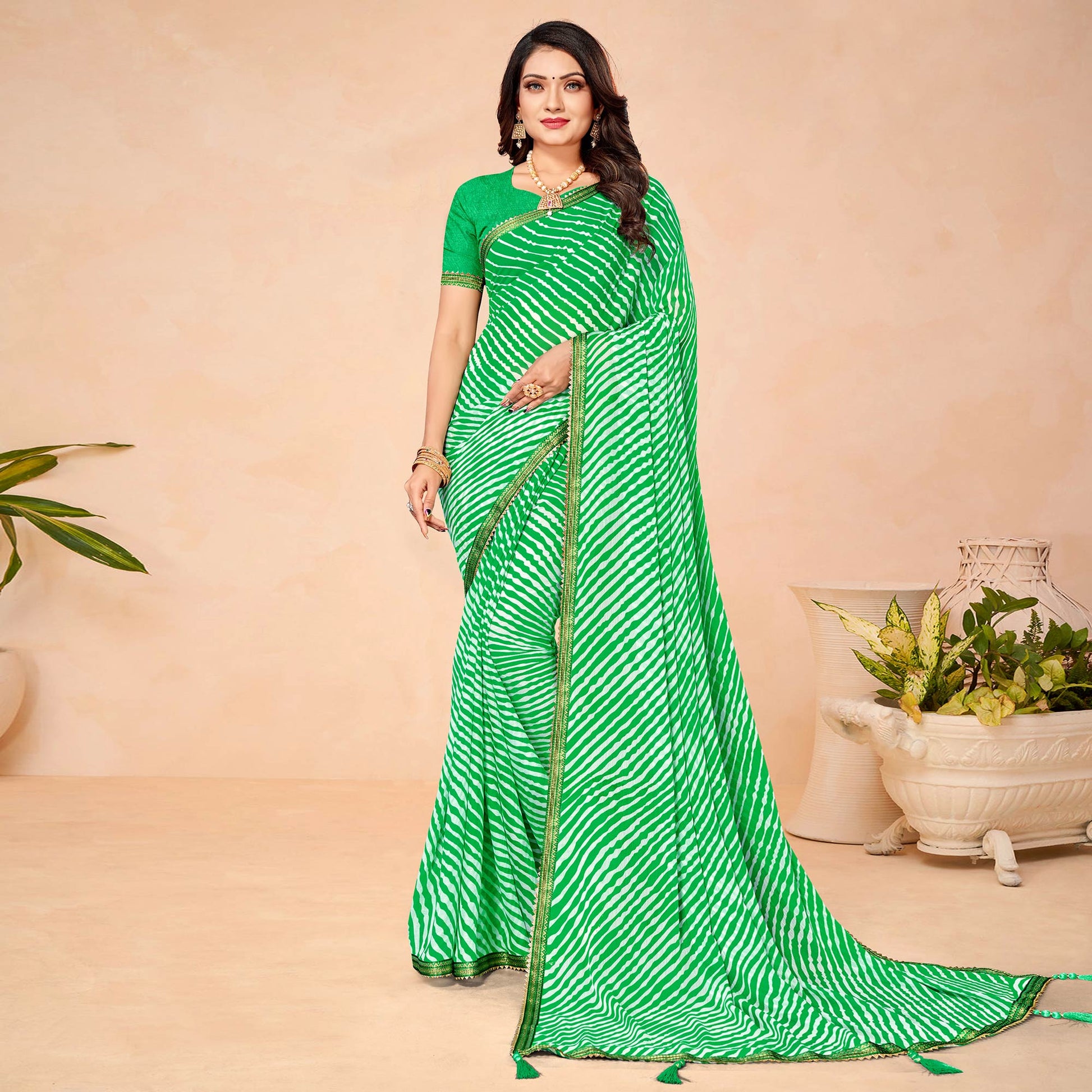 green-printed-chiffon-saree-3