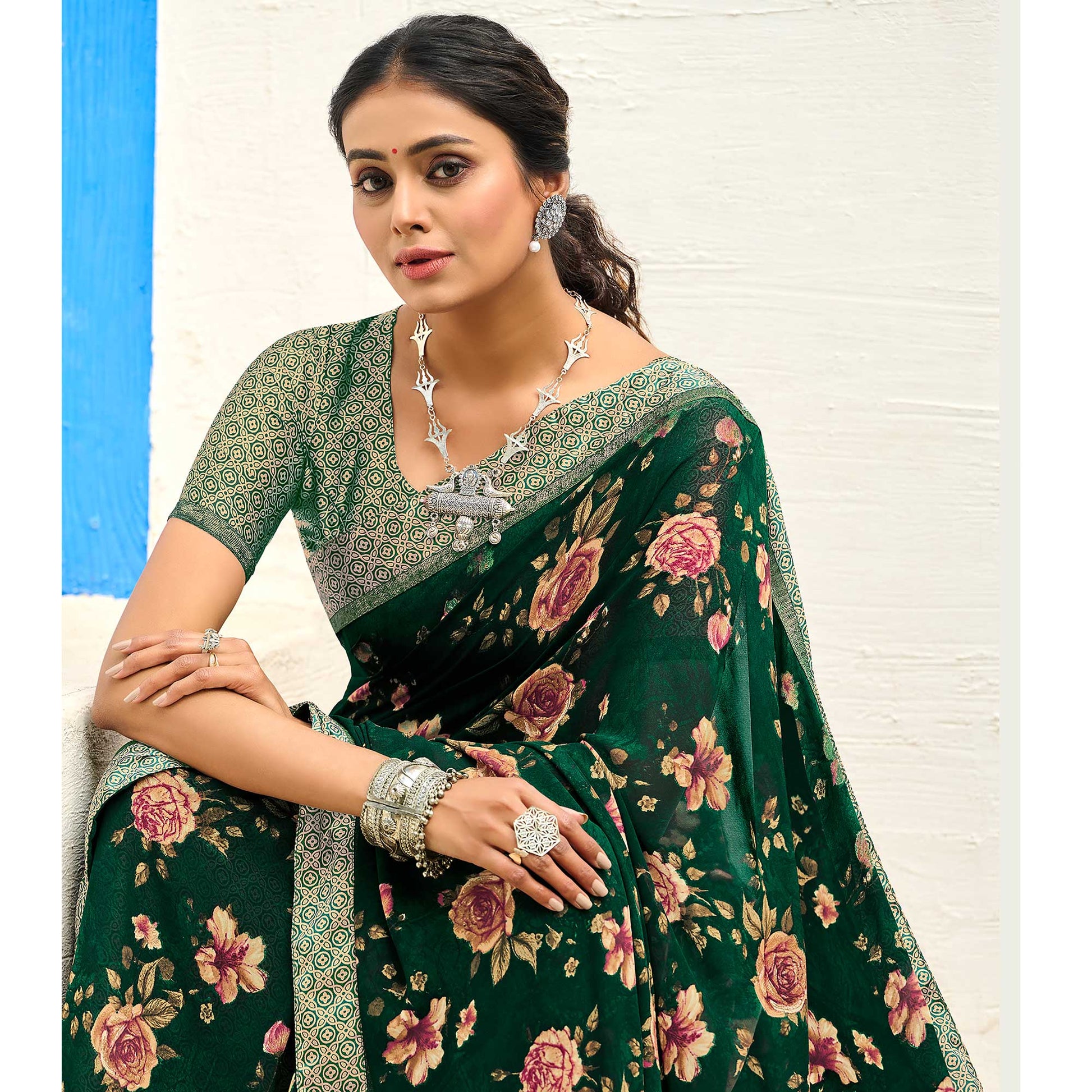 green-floral-printed-georgette-saree-5