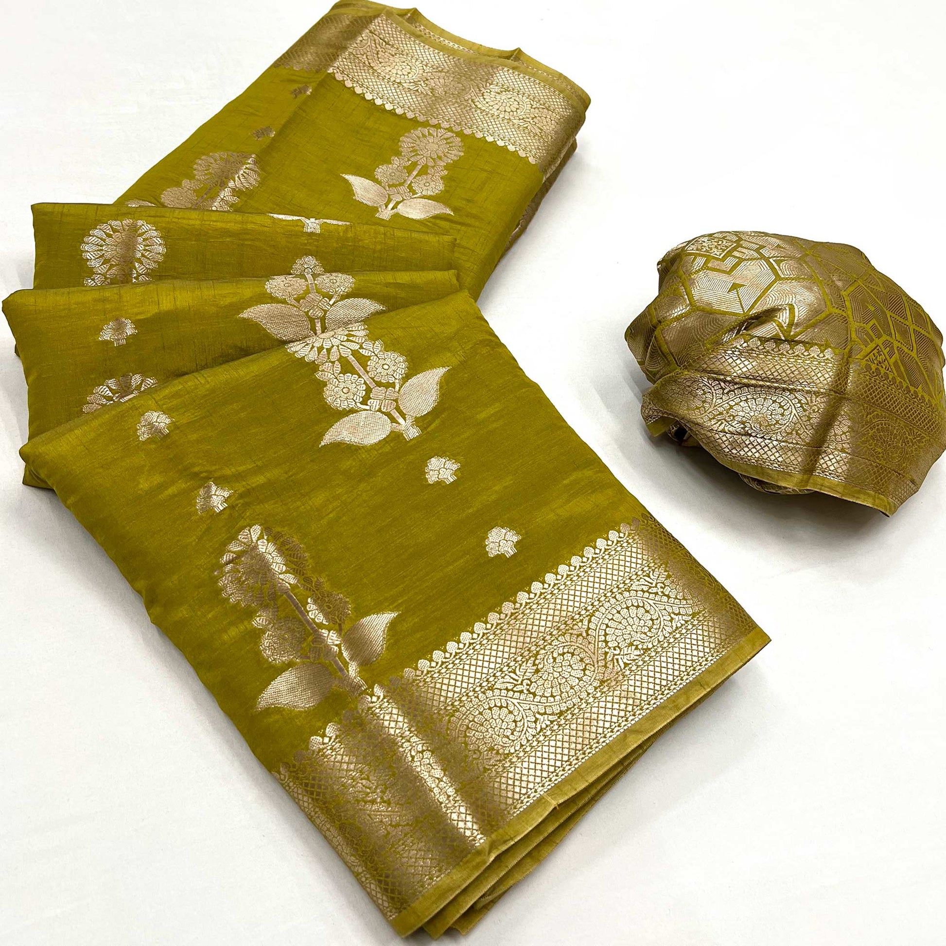 green-floral-woven-organza-saree-4