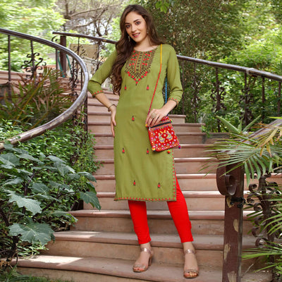 green-floral-embroidered-muslin-kurti