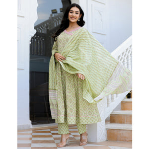 green-floral-printed-pure-cotton-anarkali-suit