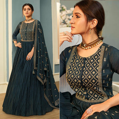 grey-embroidered-georgette-gown-3
