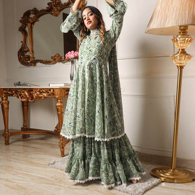green-printed-georgette-sharara-suit-with-crosia-border