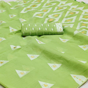 green-woven-cotton-saree-with-tassels