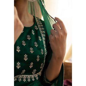 green-embroidered-velvet-salwar-suit-1
