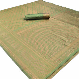 green-woven-banarasi-silk-saree-9