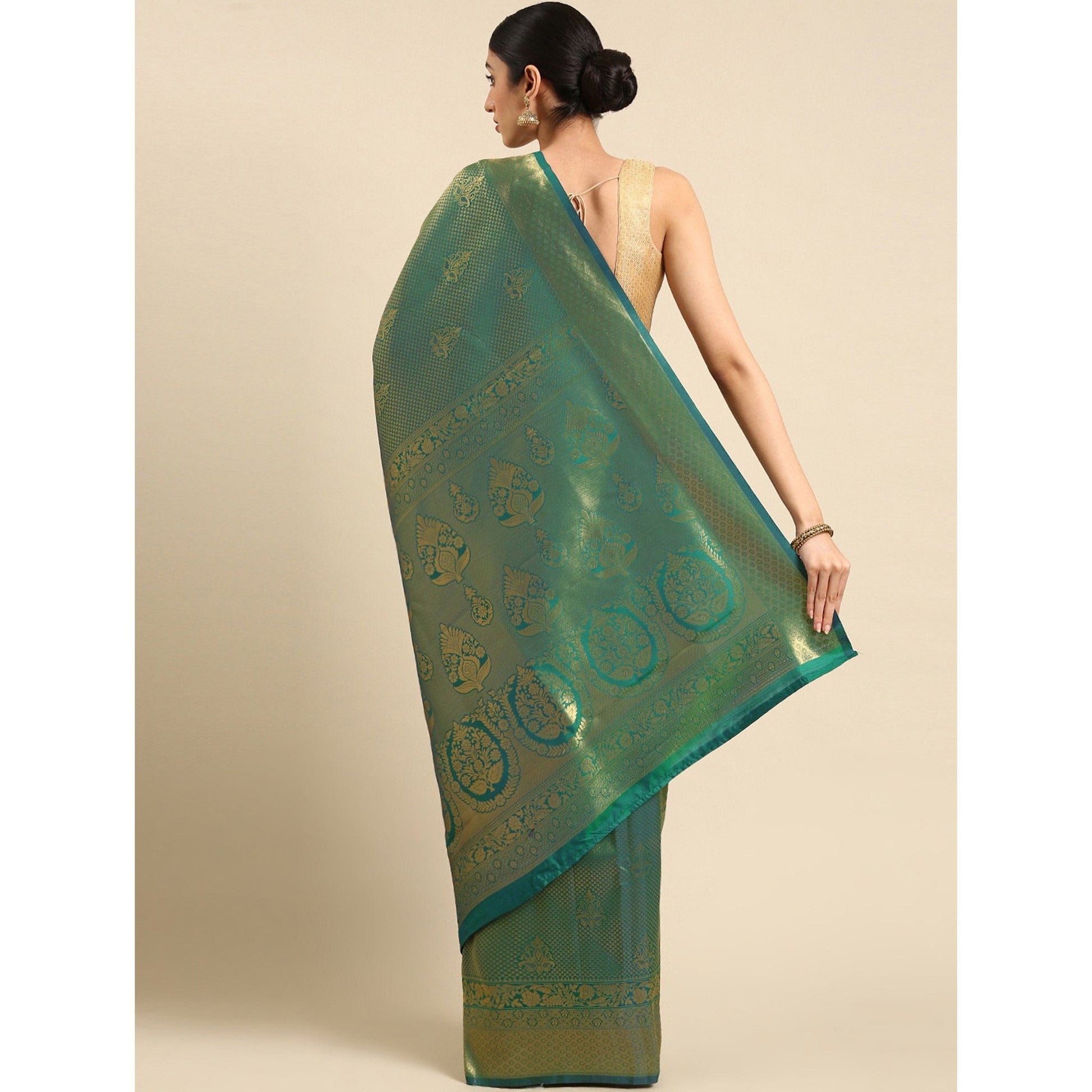 green-woven-kanjivaram-silk-saree-2