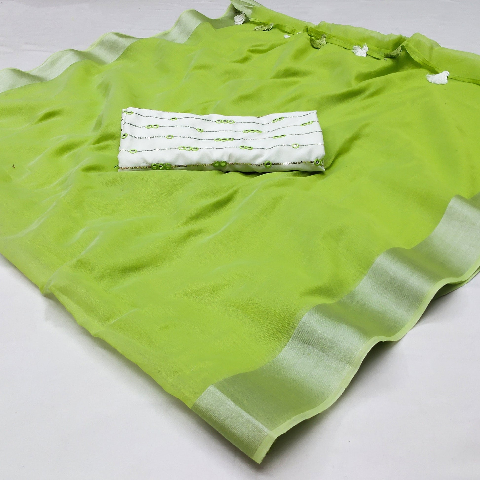 green-solid-chaderi-saree-with-tassels