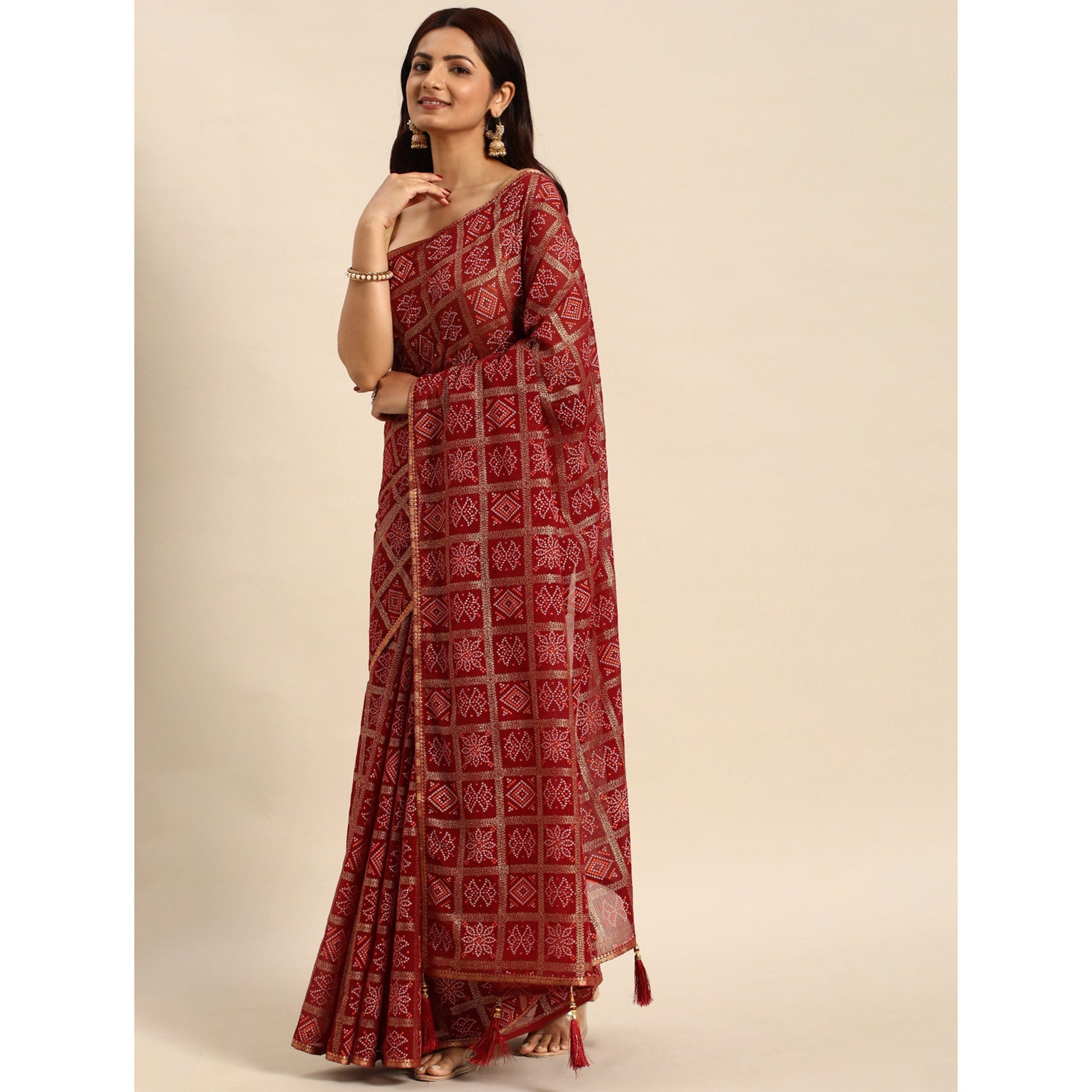 Maroon Bandhani Foil Printed Zomato Saree With Tassels