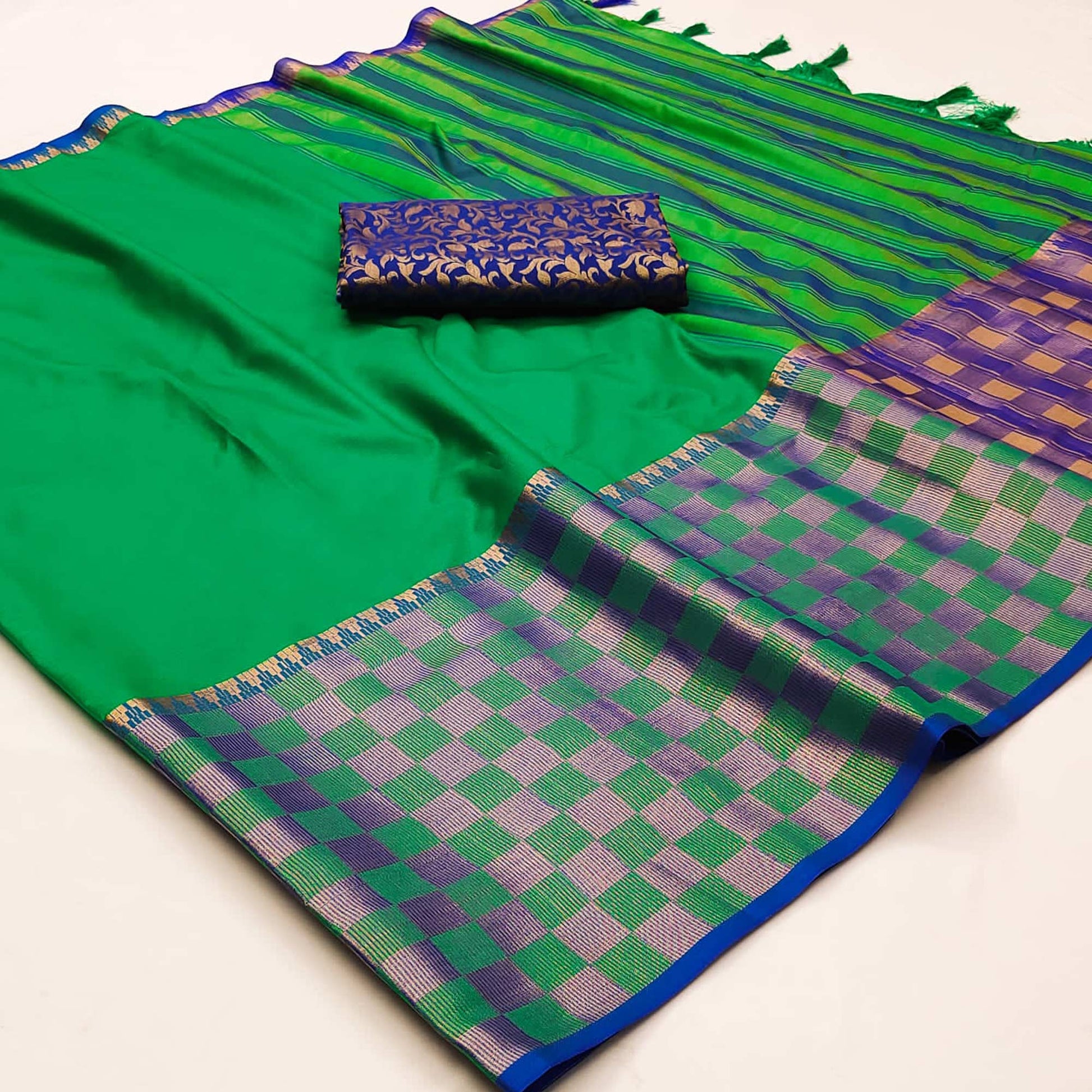 green-woven-cotton-silk-saree-with-tassels-4