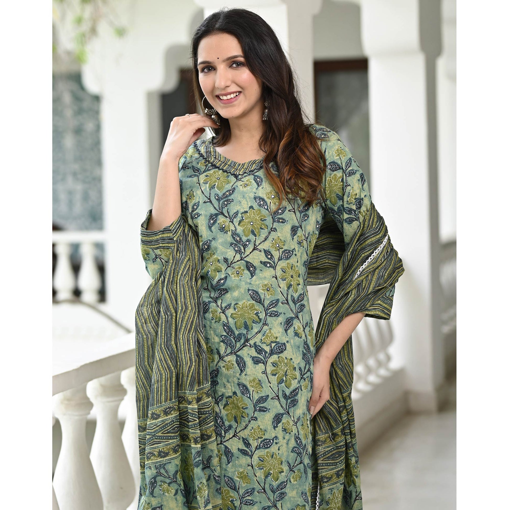green-floral-printed-pure-cotton-suit-5
