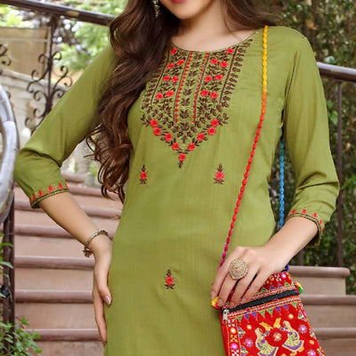 green-floral-embroidered-muslin-kurti