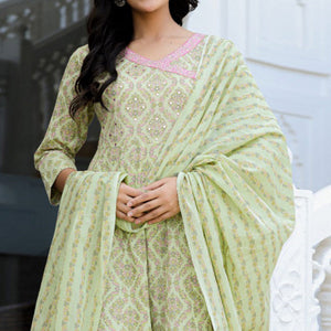 green-floral-printed-pure-cotton-anarkali-suit
