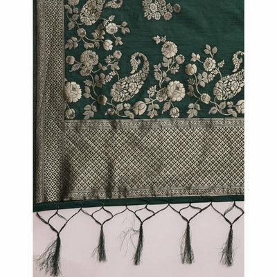 green-woven-kanjivaram-silk-saree-1