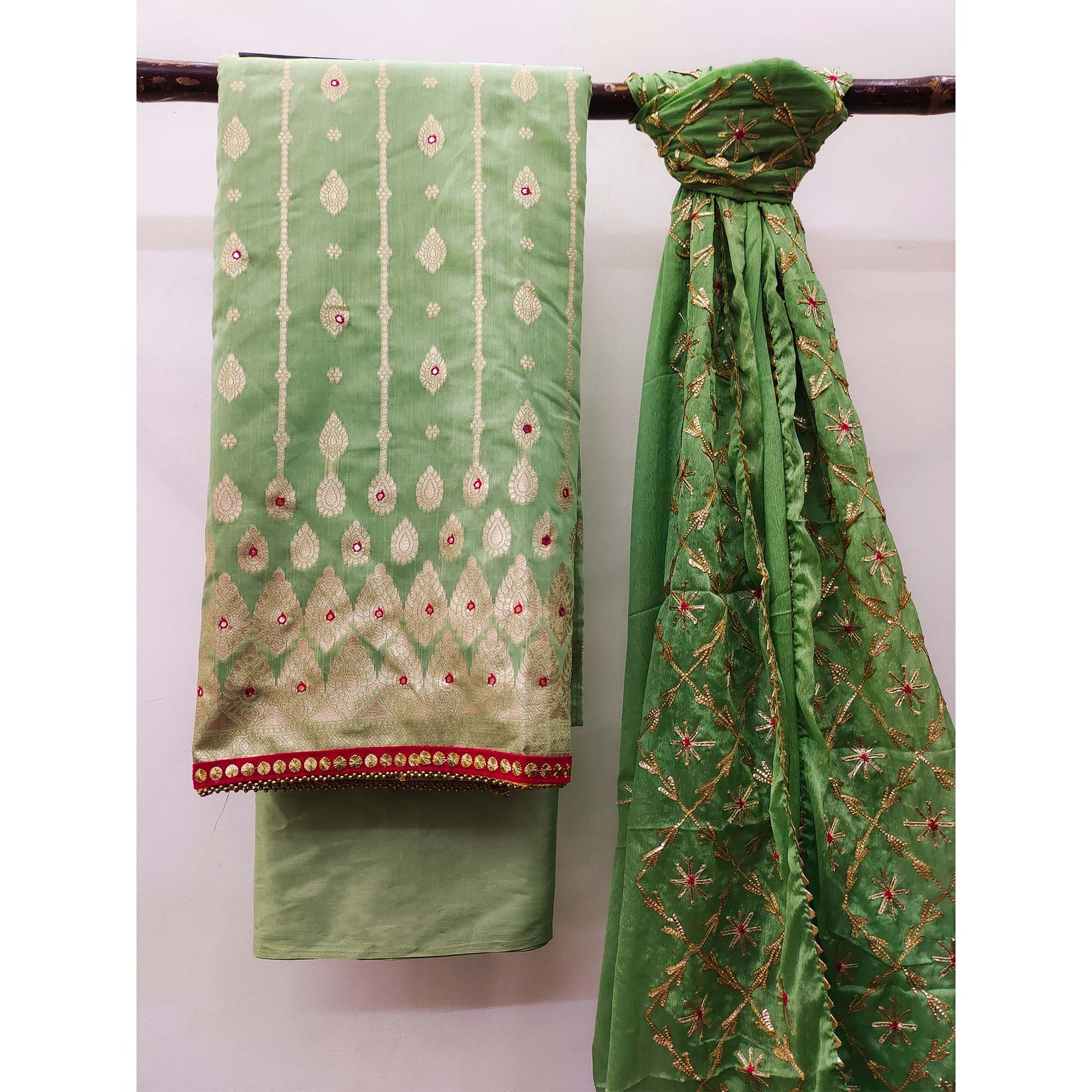 39-green-woven-banarasi-silk-dress-material