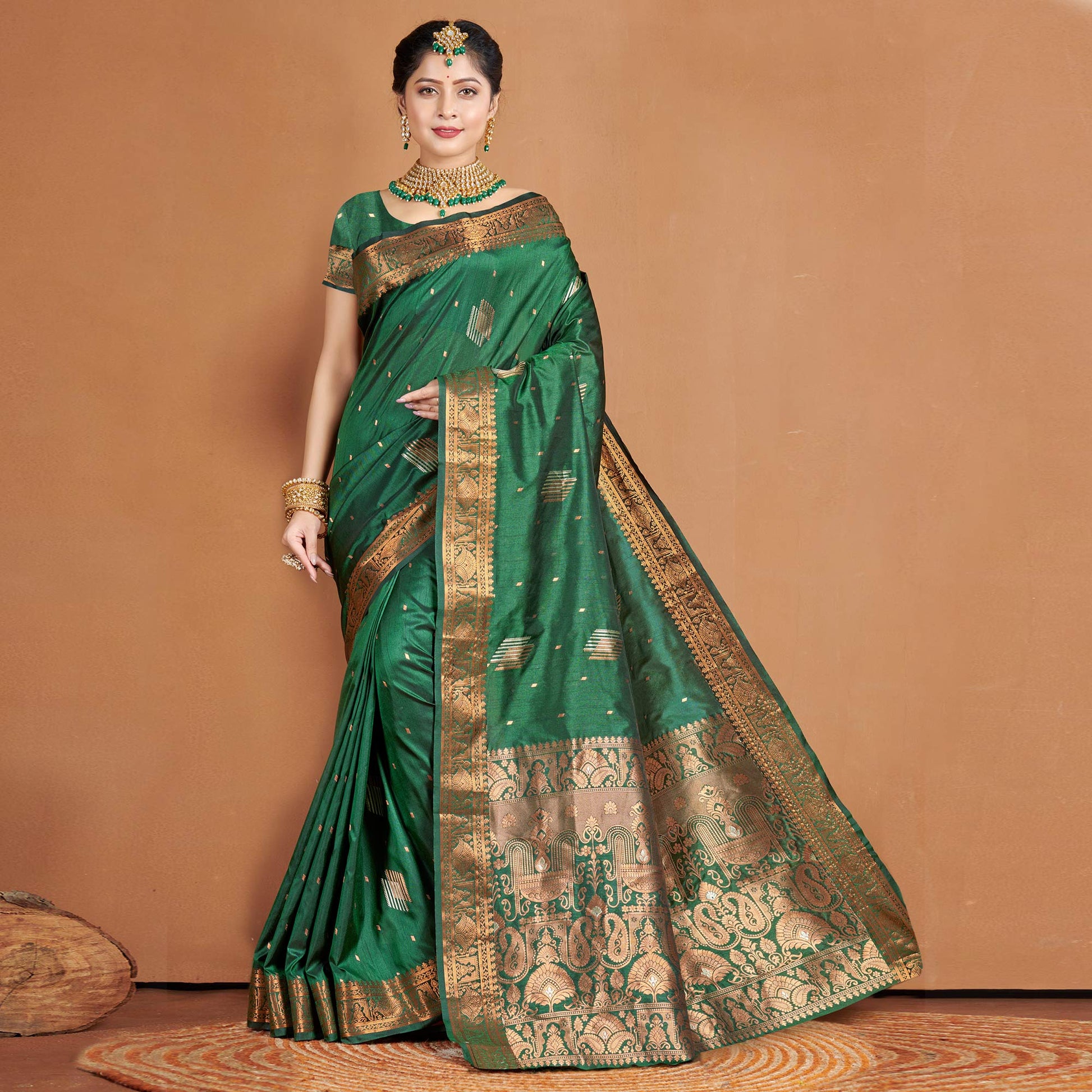 green-woven-banarasi-silk-saree-13