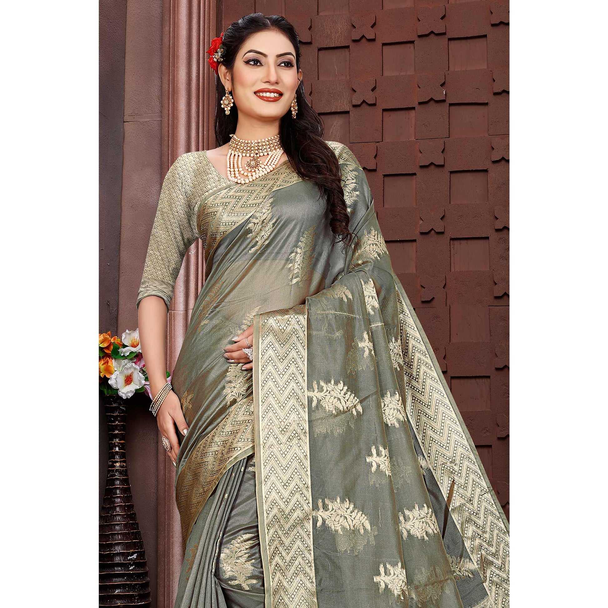grey-floral-woven-organza-saree-2