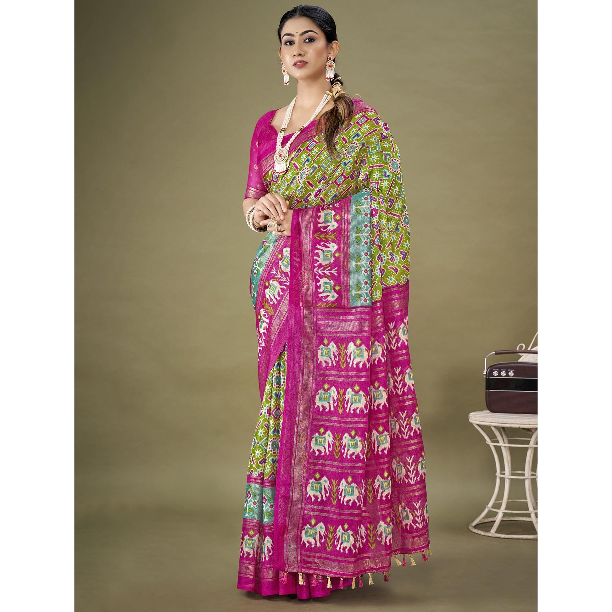 green-printed-jute-patola-saree