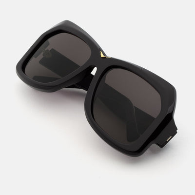 Tiznit Black