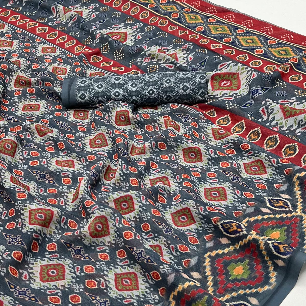 grey-digital-printed-georgette-saree