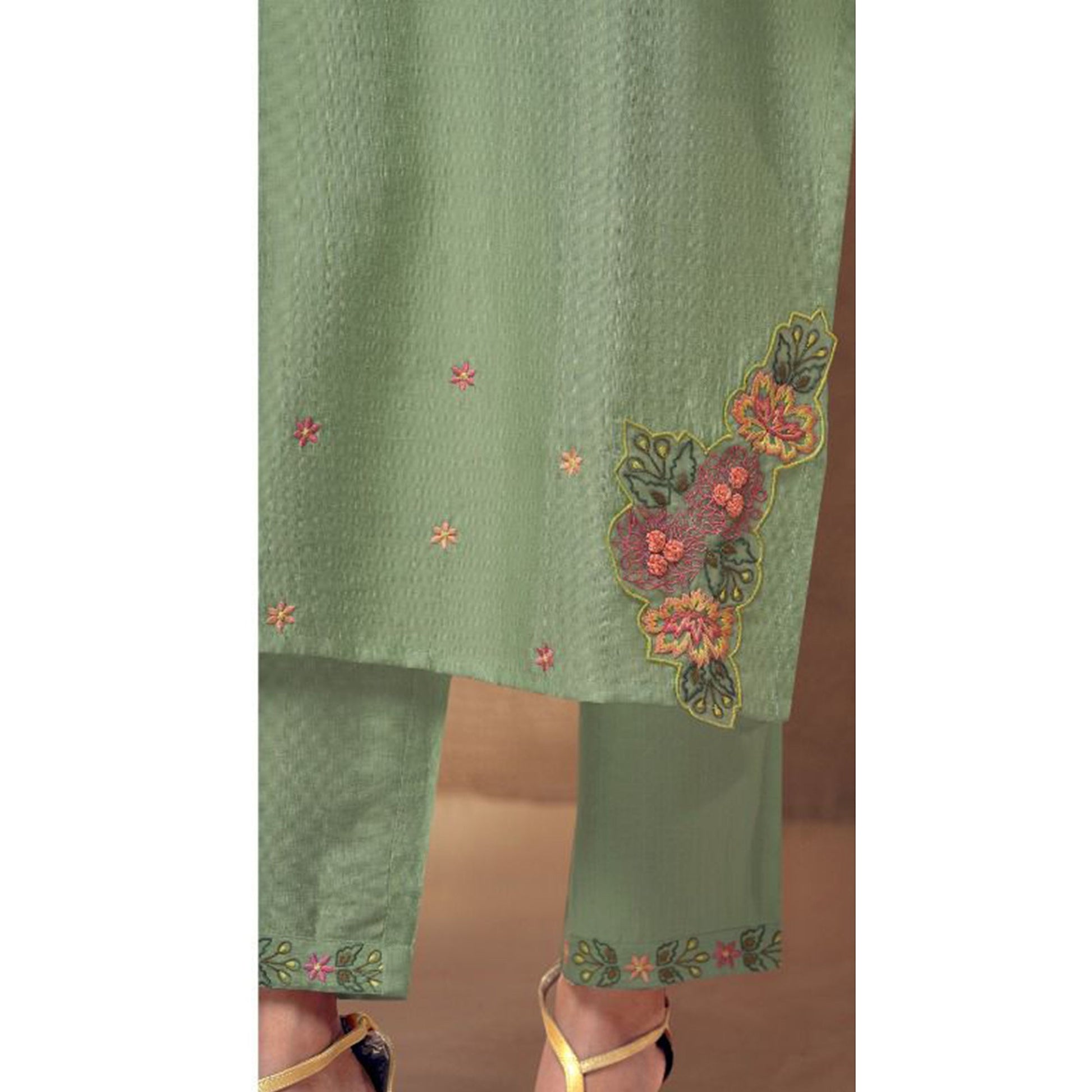 green-floral-emmbroidered-viscose-suit
