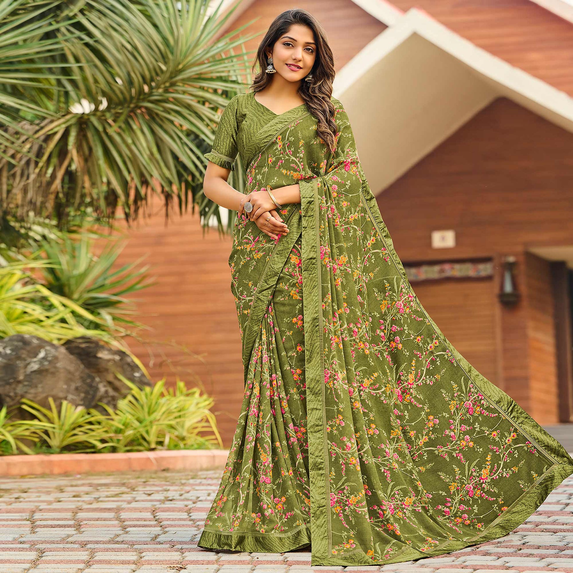 green-floral-printed-georgette-saree-4