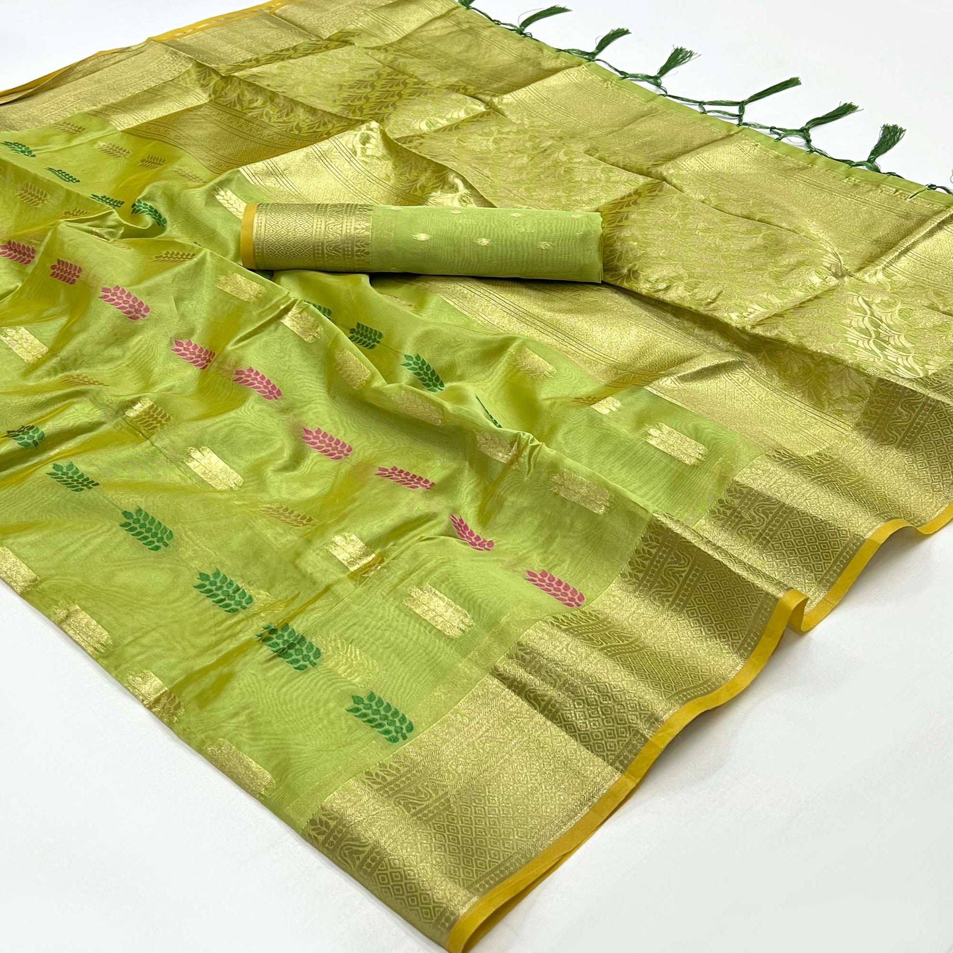 green-floral-woven-organza-saree-3