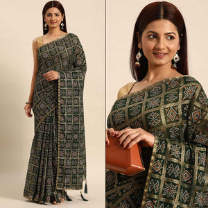 green-bandhani-foil-printed-zomato-saree-with-tassels
