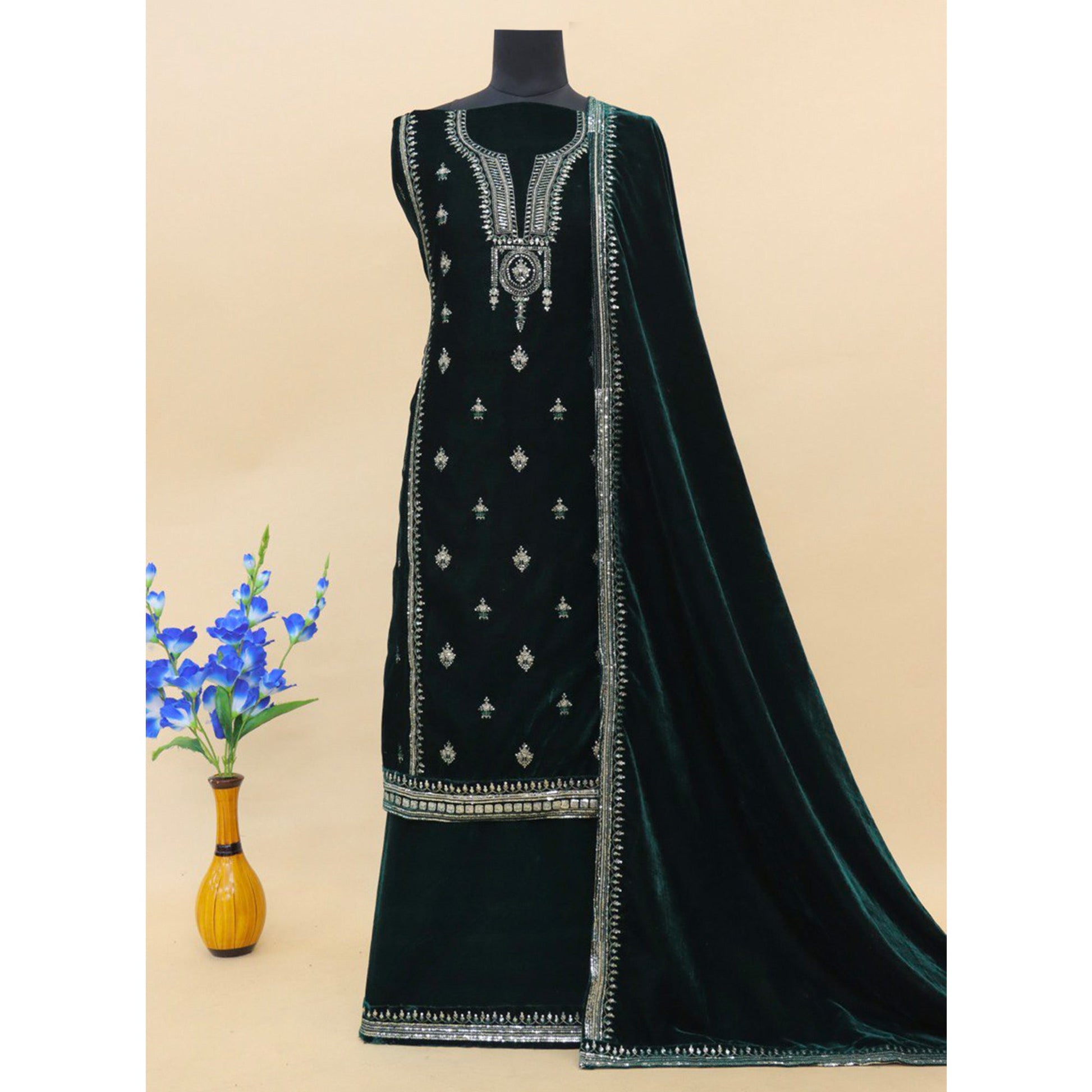 green-embroidered-velvet-pakistani-suit