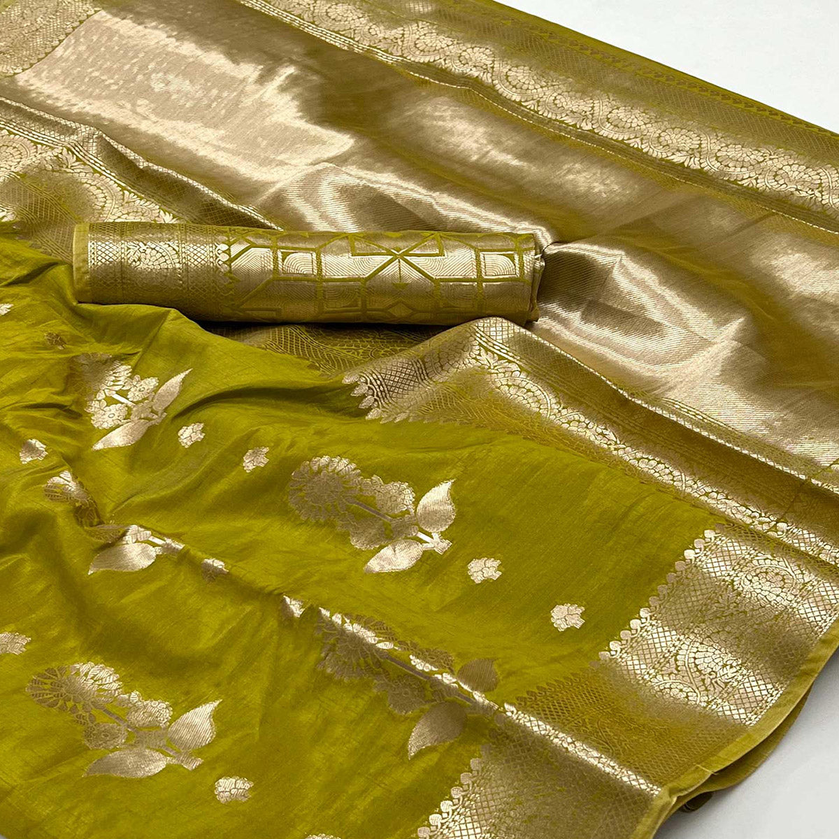 green-floral-woven-organza-saree-4