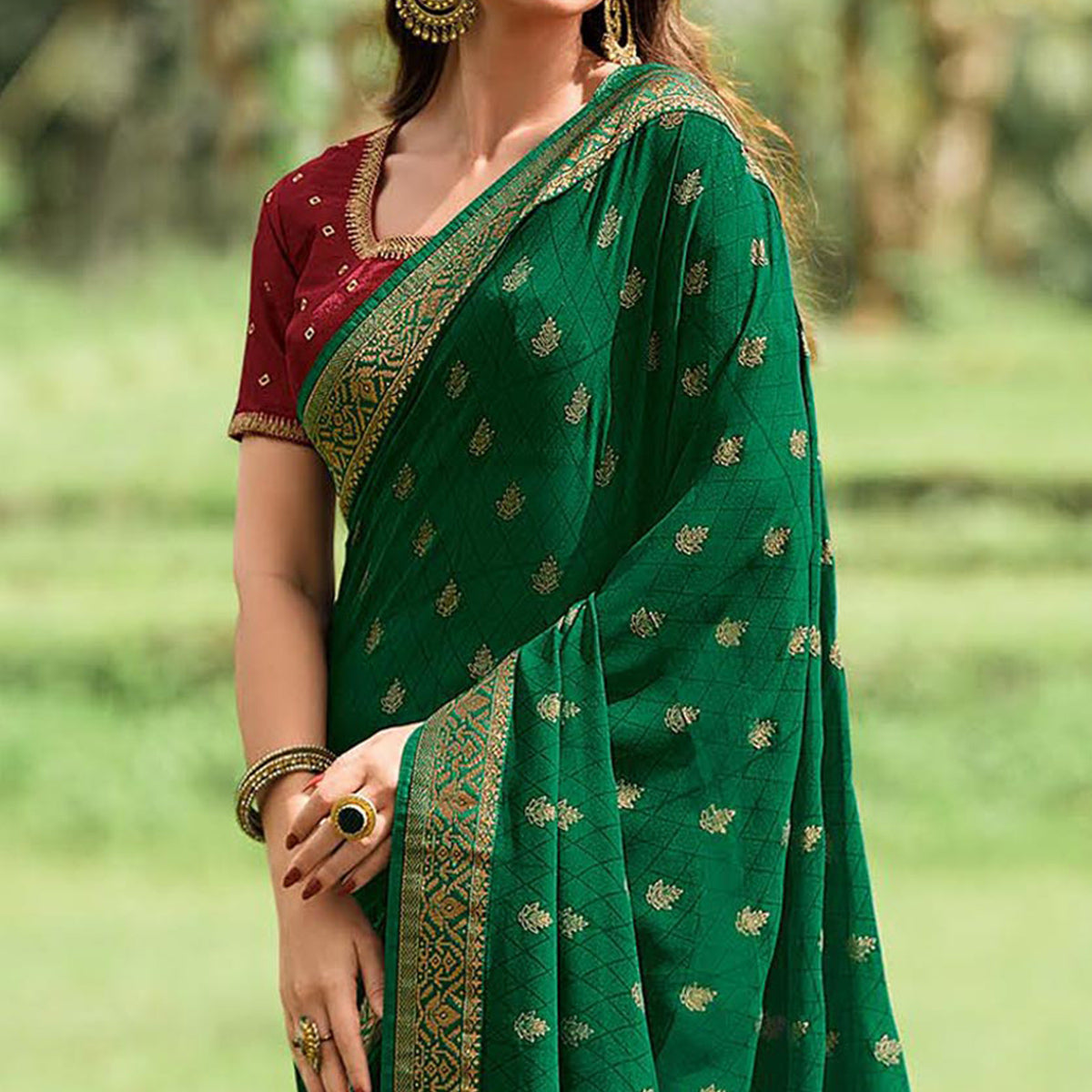 green-foil-printed-georgette-saree-3