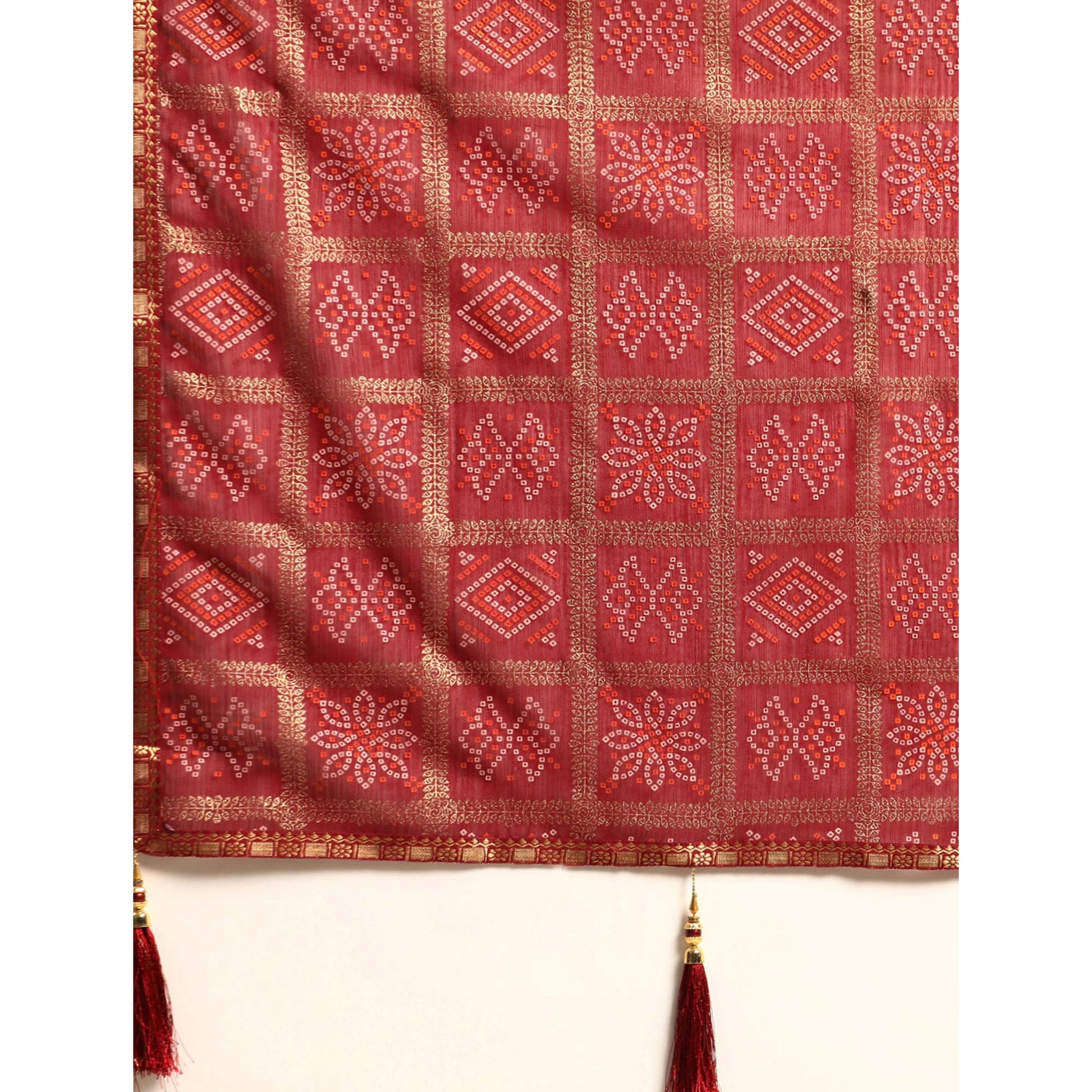 Maroon Bandhani Foil Printed Zomato Saree With Tassels