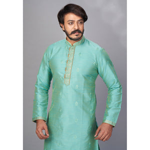 green-embroidered-jacquard-kurta-pyjama-set