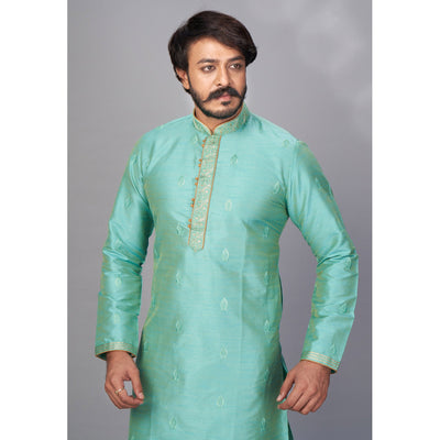 green-embroidered-jacquard-kurta-pyjama-set